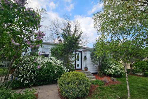 3830 Dennett Drive, Madison, WI, 53714 | Card Image