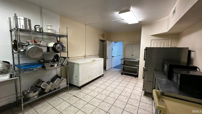 525 Harrison St, Home with 0 bedrooms, 3 bathrooms and null parking in Elkhart IN | Image 24