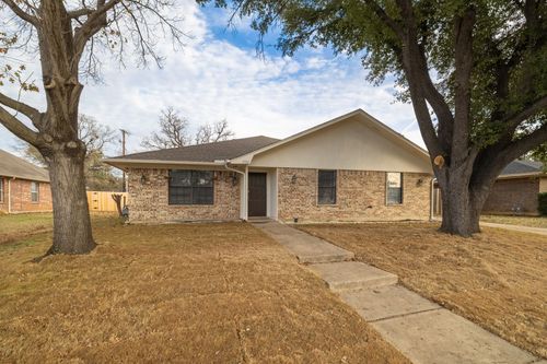 2905 Cross Timbers Dr, Irving, TX, 75060-4703 | Card Image