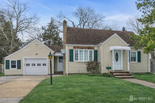 23 Cleveland Ave, East Brunswick, NJ, 08816-4744 | Card Image