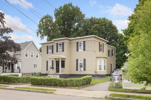 250 Tremont St, Melrose, MA, 02176-1813 | Card Image