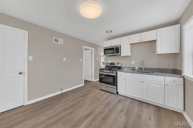 6635 Donald St, House other with 2 bedrooms, 1 bathrooms and 1 parking in Saint Louis MO | Image 5