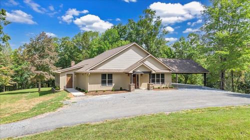 2981 Rocky Ford Rd, Bedford, VA, 24523-6498 | Card Image