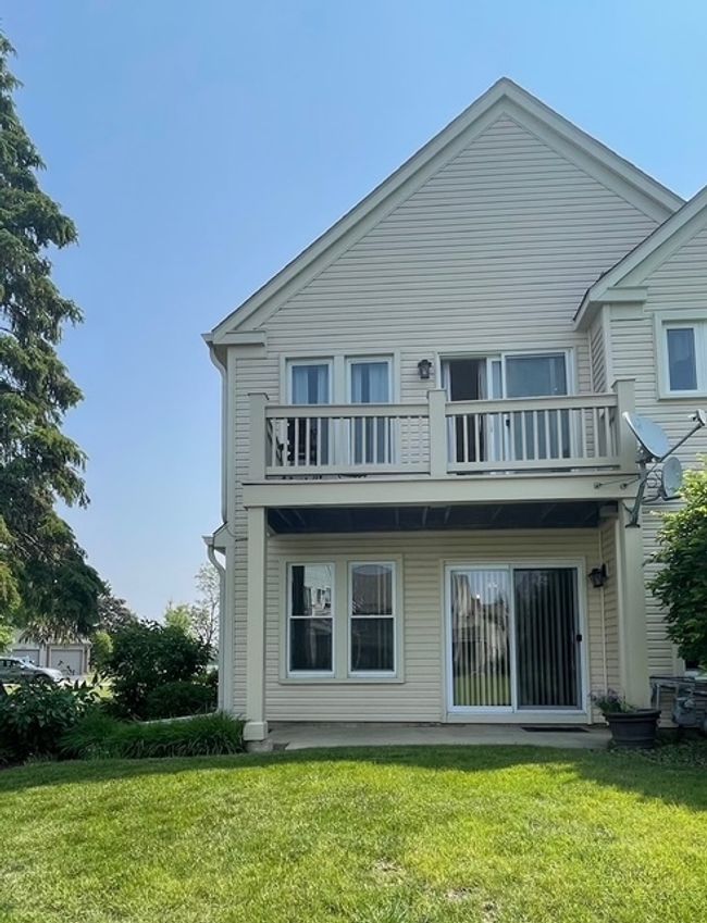 5 - 304 University Ln, Townhouse with 2 bedrooms, 1 bathrooms and 1 parking in Elk Grove Village IL | Image 14