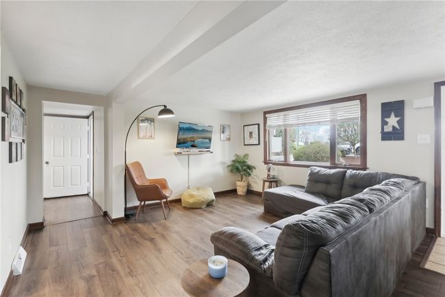 378 Mingo Church Rd, House other with 3 bedrooms, 3 bathrooms and 1 parking in Finleyville PA | Image 8