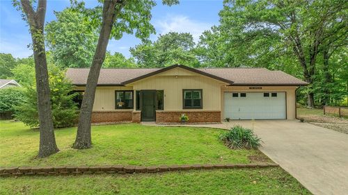 3 Clevedon Cir, Bella Vista, AR, 72715-2355 | Card Image