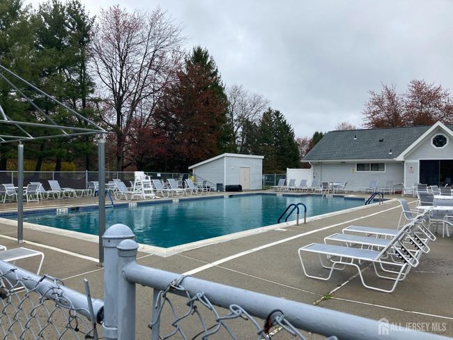 191 Wycoff Way W, Townhouse with 2 bedrooms, 2 bathrooms and null parking in East Brunswick NJ | Image 23