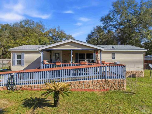 8962 Bluebell St, Milton, FL, 32583-8370 | Card Image