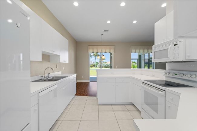 UNIT-112 - 1519 Atares Dr, Condo with 3 bedrooms, 2 bathrooms and null parking in PUNTA GORDA FL | Image 7