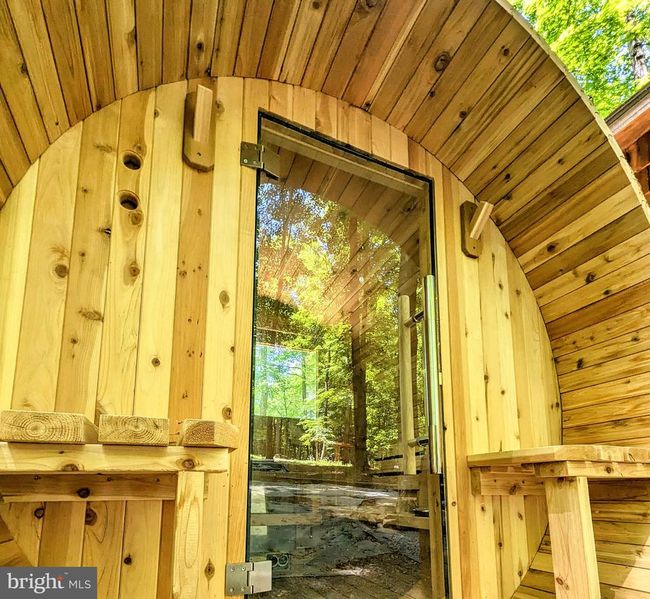 326 Preacher Ln, House other with 1 bedrooms, 1 bathrooms and null parking in Great Cacapon WV | Image 57