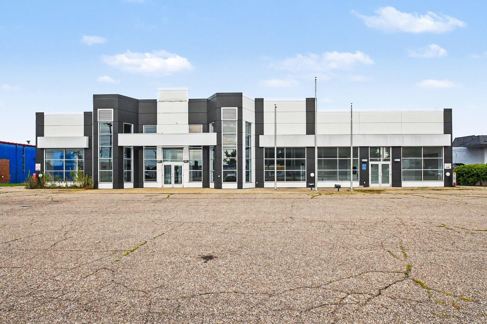 2188 M 139, Benton Harbor, MI 49022