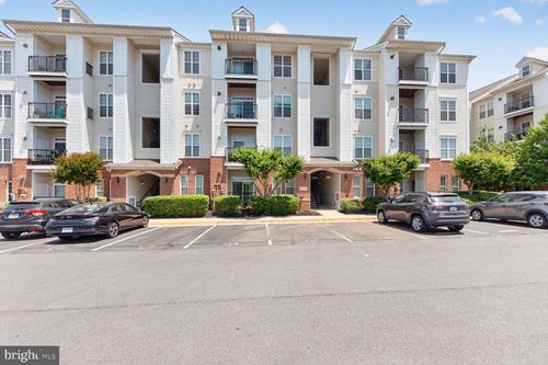 314-21228 Mcfadden Sq, STERLING, VA, 20165-7292 | Card Image