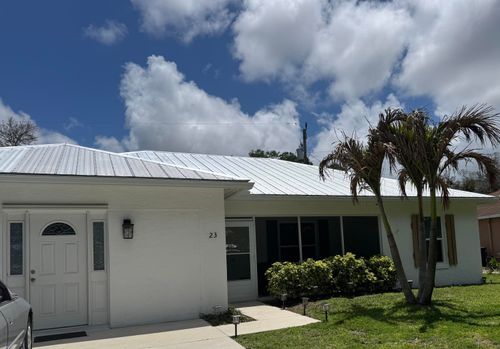 23 Highland Dr Sw, Vero Beach, FL, 32962-7238 | Card Image