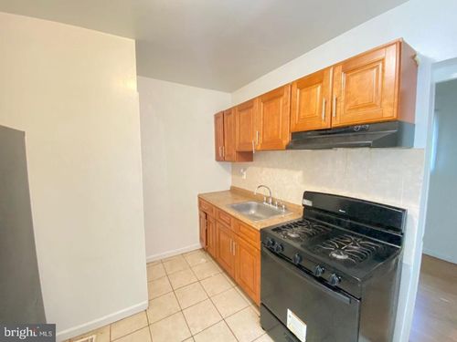 5537 Poplar Street, PHILADELPHIA, PA, 19131 | Card Image