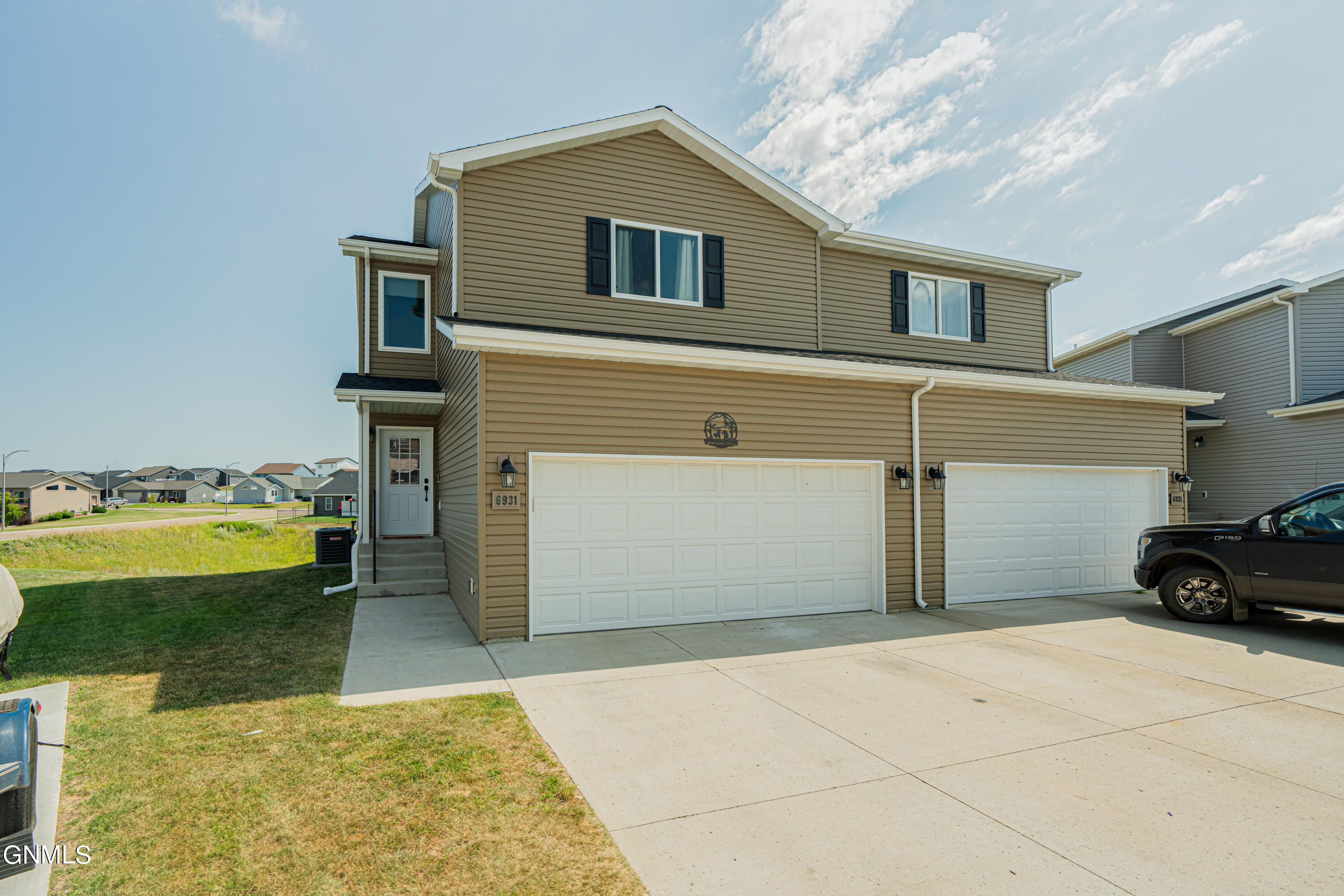 Majestic Loop, Bismarck, ND 58504