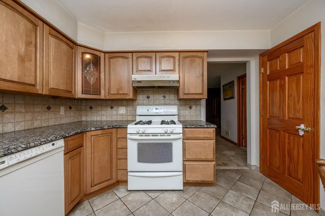 98 S Cliff Rd, House other with 4 bedrooms, 4 bathrooms and null parking in Colonia NJ | Image 13