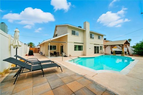 2659 Vegas Valley Dr, Las Vegas, NV, 89121-1341 | Card Image