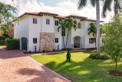 8110 Sw 175th St, House other with 6 bedrooms, 5 bathrooms and null parking in Palmetto Bay FL | Image 1