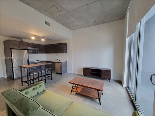 1507-151 Se 1st St, Miami, FL, 33131-1439 | Card Image