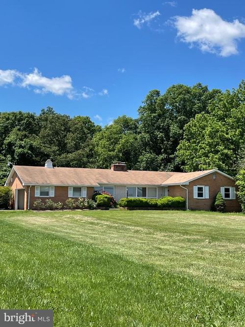 13640 Aden Rd, Nokesville, VA, 20181-2815 | Card Image