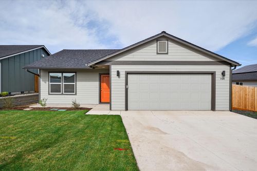 750 Ne Rickenbacker Rd, Madras, OR, 97741-6200 | Card Image