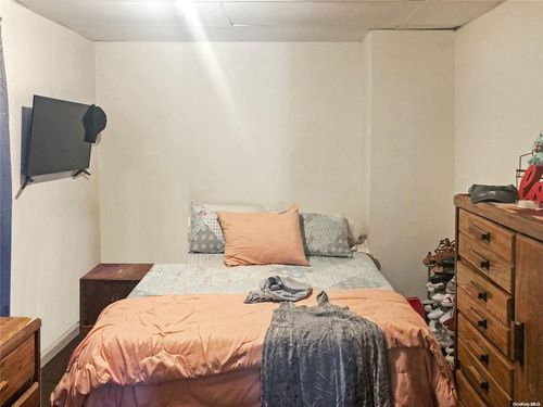 244 Bleecker St, Gloversville, NY, 12078-1502 | Card Image