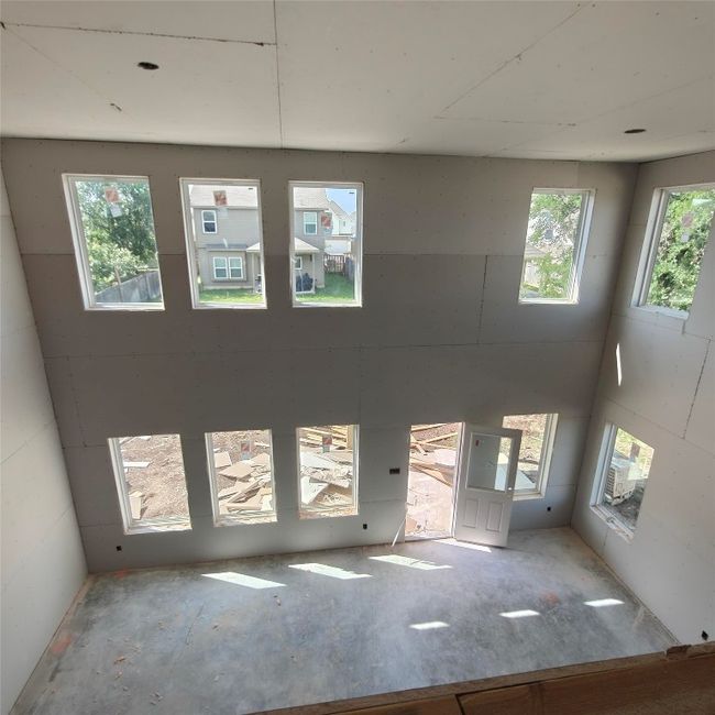 View of spare room | Image 5