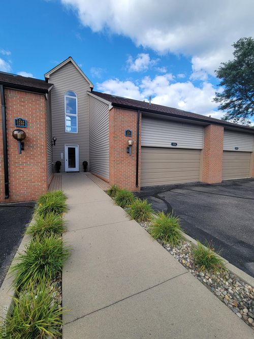 3416 Loon Lake Ct, Waterford, MI, 48329-4278 | Card Image