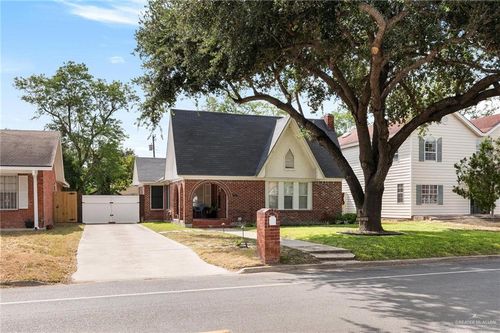 1117 N 15th St, McAllen, TX, 78501-4479 | Card Image