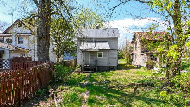 Rear view of house | Image 21
