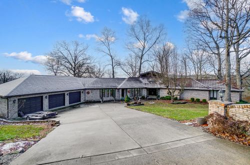 116 Forest Hills Blvd, Waverly, OH, 45690-9656 | Card Image