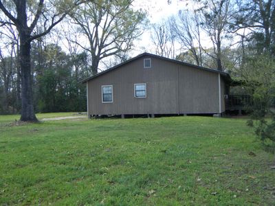 828 County Road 4550, House other with 3 bedrooms, 2 bathrooms and null parking in Spurger TX | Image 3