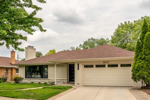 8845 Kolmar Ave, Skokie, IL, 60076-1833 | Card Image