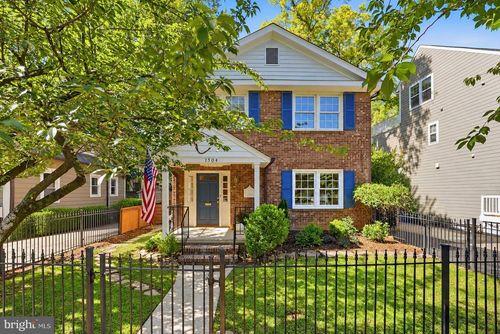 1504 N Highland St, ARLINGTON, VA, 22201-5051 | Card Image