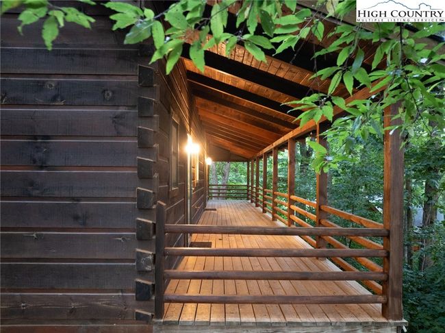170 Mountain Laurel Ln, House other with 2 bedrooms, 4 bathrooms and null parking in Blowing Rock NC | Image 38