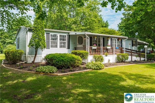 1102 Deer Xing, BREINIGSVILLE, PA, 18031-1612 | Card Image