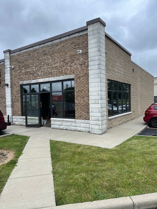 unit-114-50 Industrial Dr, GILBERTS, IL, 60136-9102 | Card Image