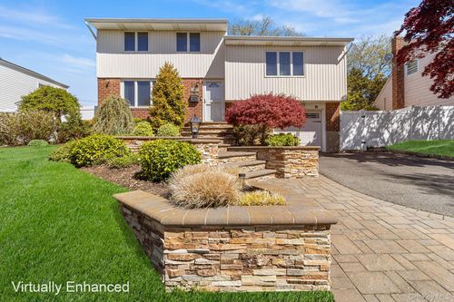 40 Garnet Ln, Plainview, NY, 11803-3802 | Card Image