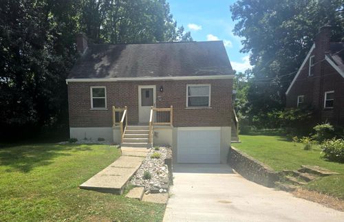 2347 Golf Dr, Colerain Twp, OH, 45239-4618 | Card Image