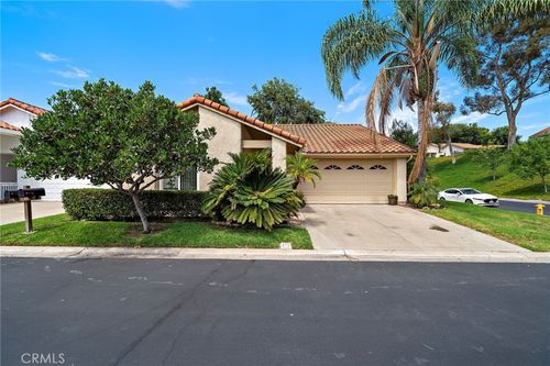 27748 Via Sarasate, Mission Viejo, CA, 92692 | Card Image
