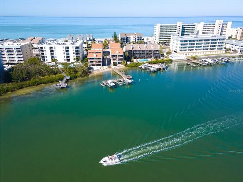 apt-b3-19937 Gulf Blvd, INDIAN SHORES, FL, 33785-2429 | Card Image