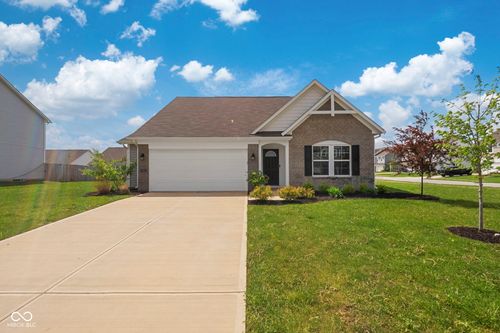 5541 Westpointe Dr, Indianapolis, IN, 46231 | Card Image