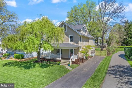 126 S 29th St, PURCELLVILLE, VA, 20132-3260 | Card Image