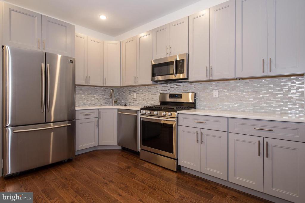 Residential Lease in PHILADELPHIA 2