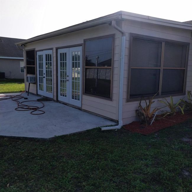 2482 Se Floresta Dr, House other with 2 bedrooms, 1 bathrooms and null parking in Port St. Lucie FL | Image 20