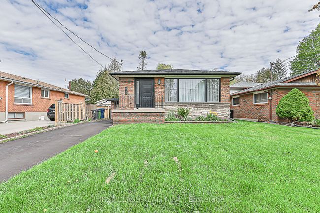 MAIN - 24 Fintona Ave, House other with 3 bedrooms, 1 bathrooms and 1 parking in Scarborough ON | Image 2