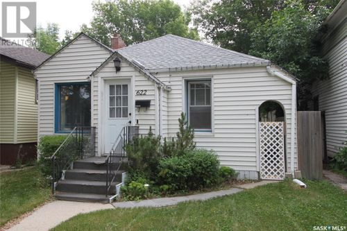 622 4th Ave N, Saskatoon, SK, S7K2M9 | Card Image
