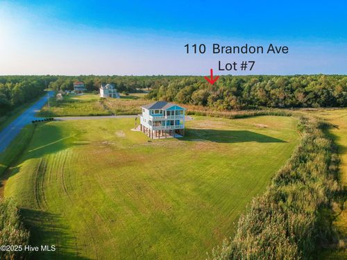 110 Brandon Ave, Hubert, NC, 28539-3796 | Card Image