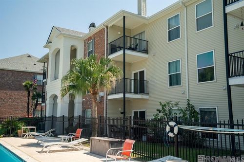 w-12430 River Highlands Dr, Saint Amant, LA, 70774-5008 | Card Image