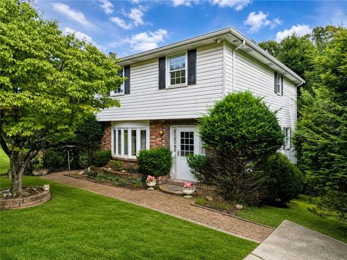 954 Auburn Ln, Irwin, PA, 15642-9490 | Card Image